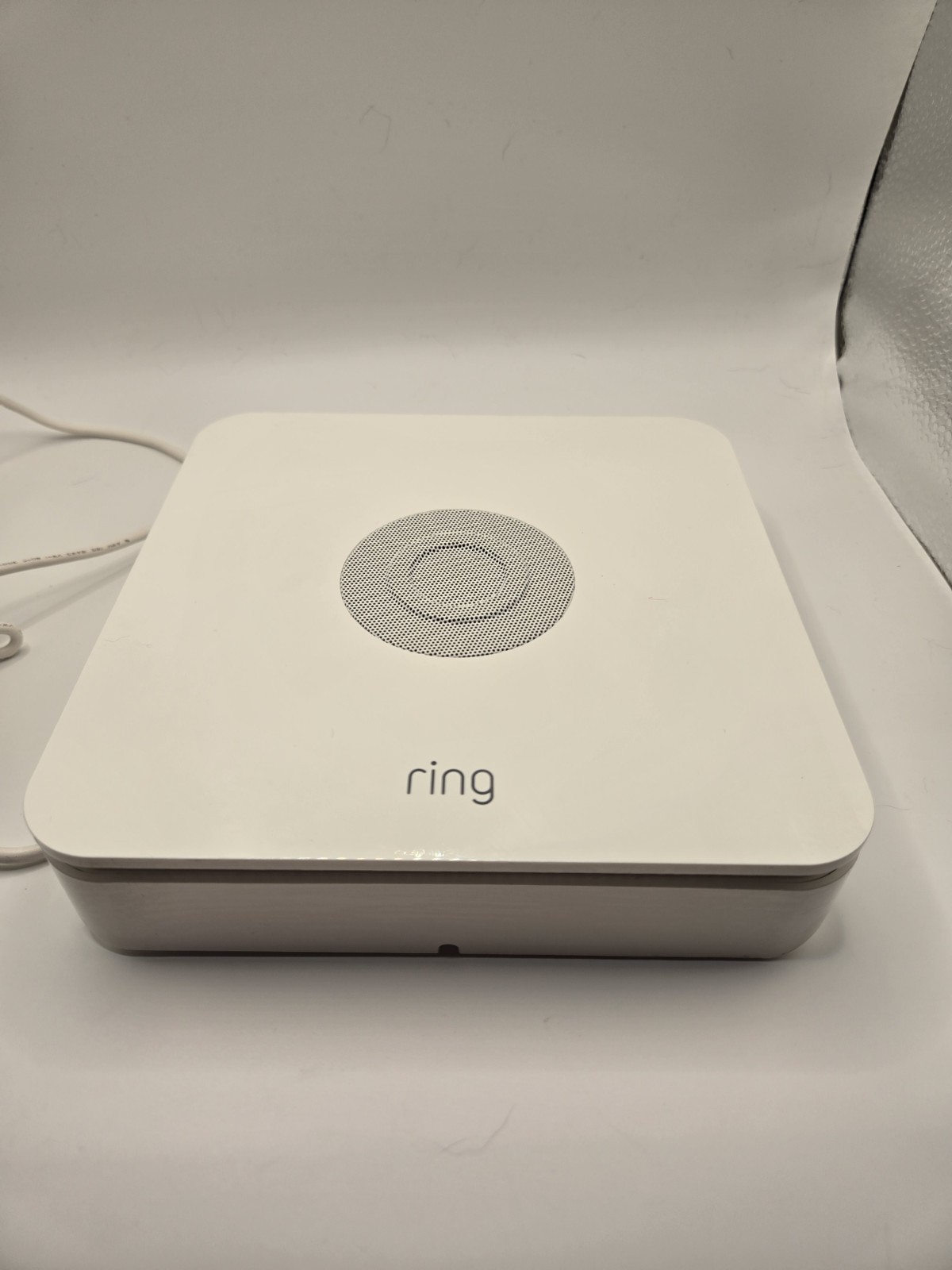Ring Alarm Base Station US Z wave Plus 4HB1U9-0EN0 Wi-Fi Indoor W/Power Cable