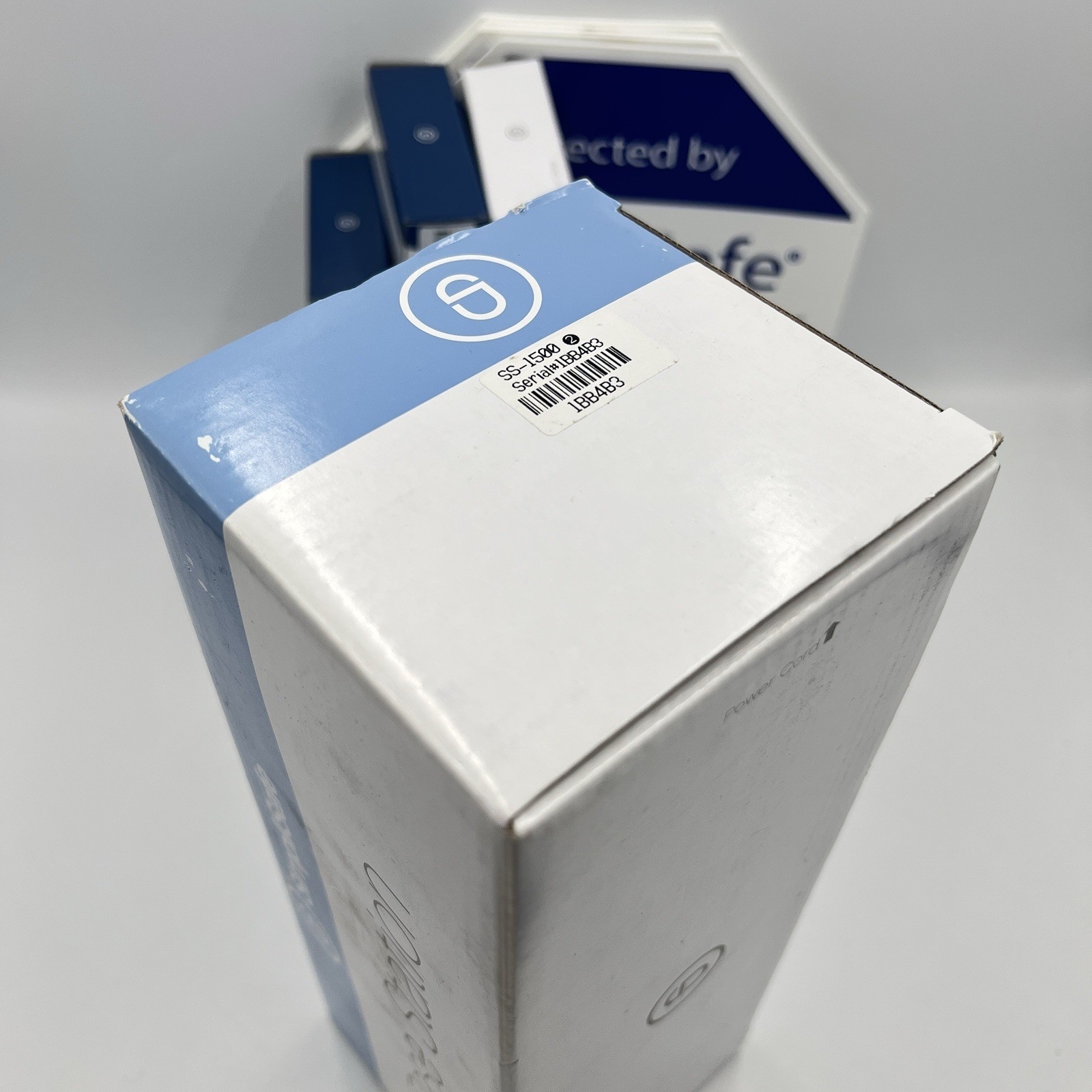 SimpliSafe Home Security Sytem 37 Pieces