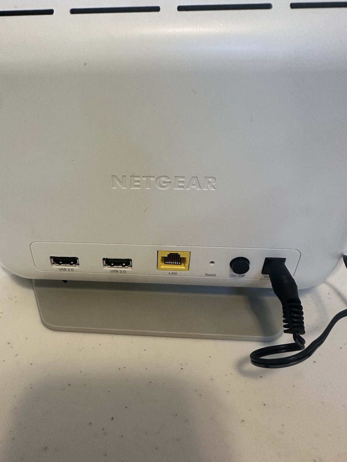 NETGEAR VMB3000 Arlo Base Station with Power Adapter