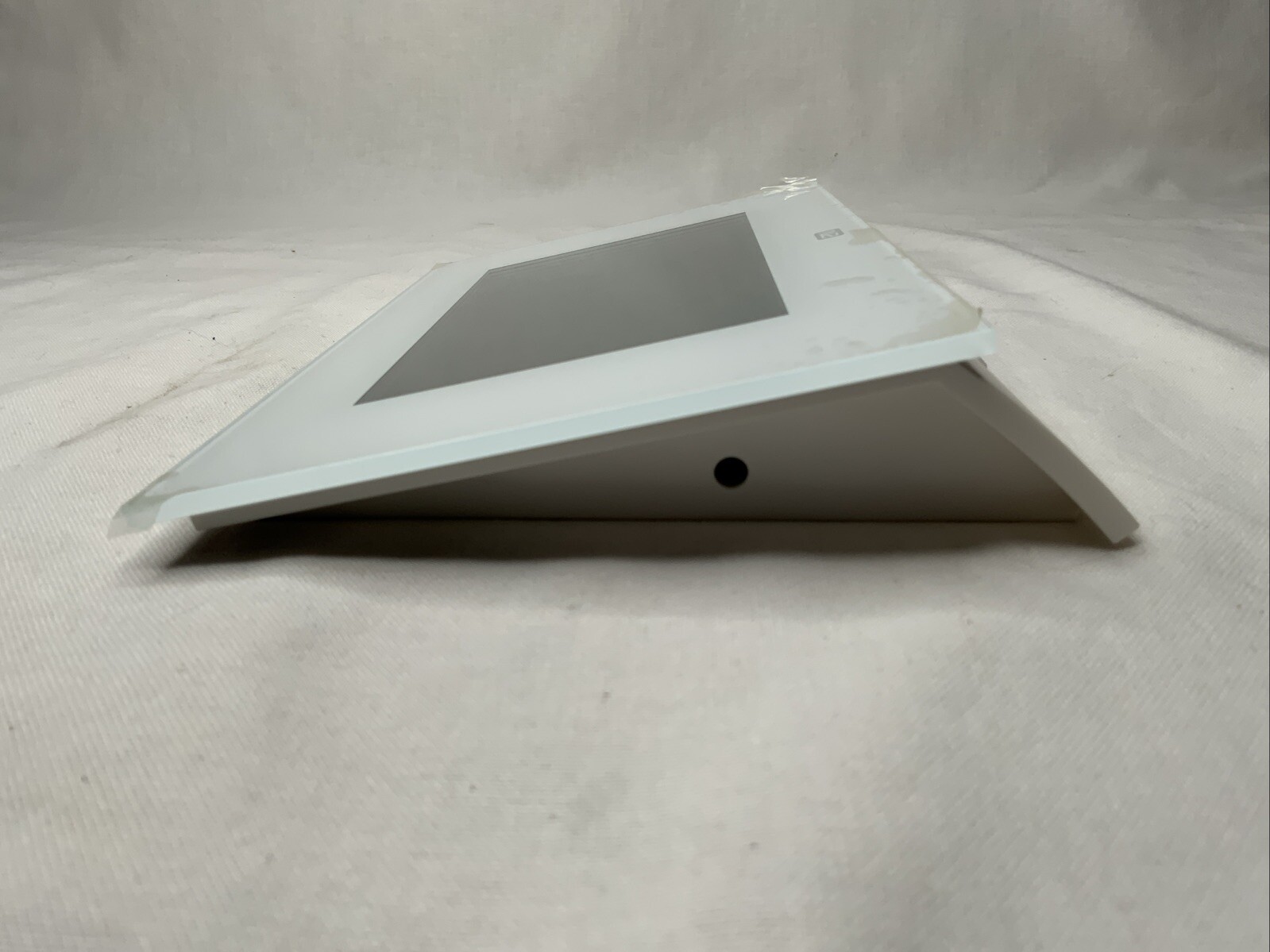 2N Indoor Touch 2.0 (White) Model# 91378375WH