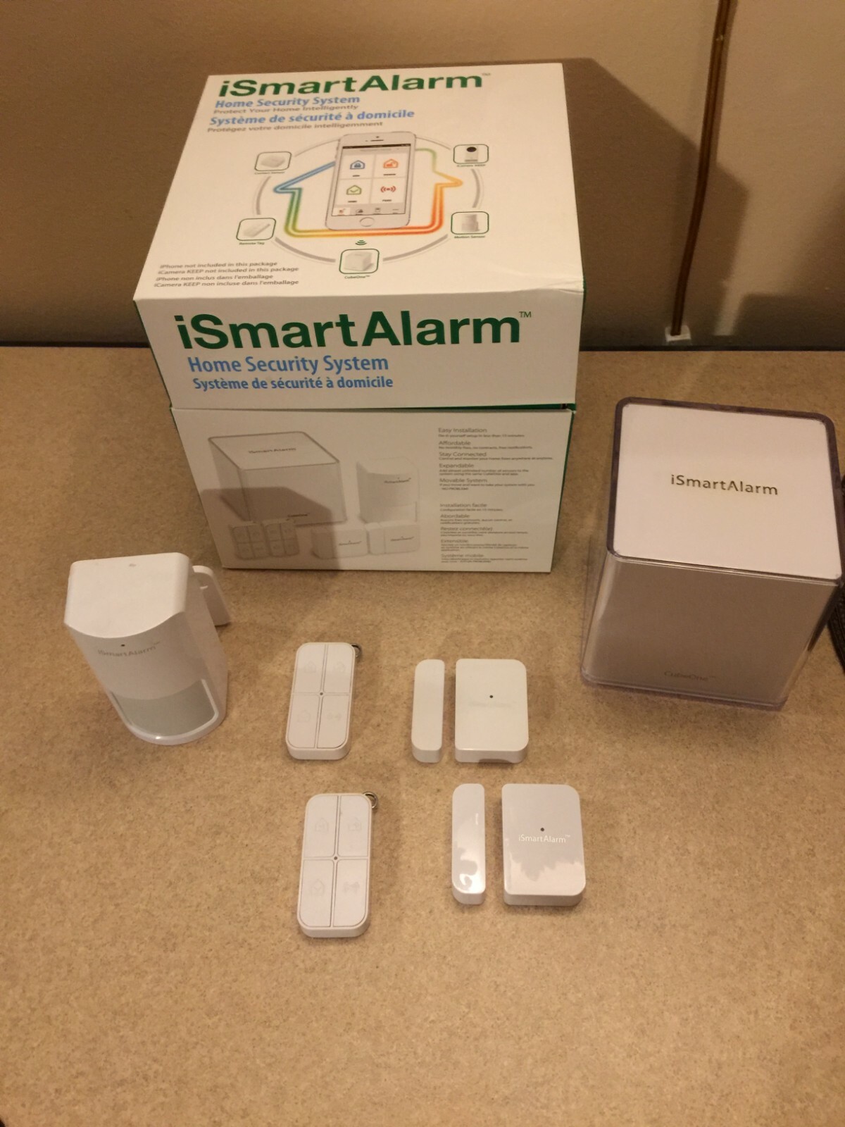 iSmartAlarm Preferred Package Home Security System, White Used