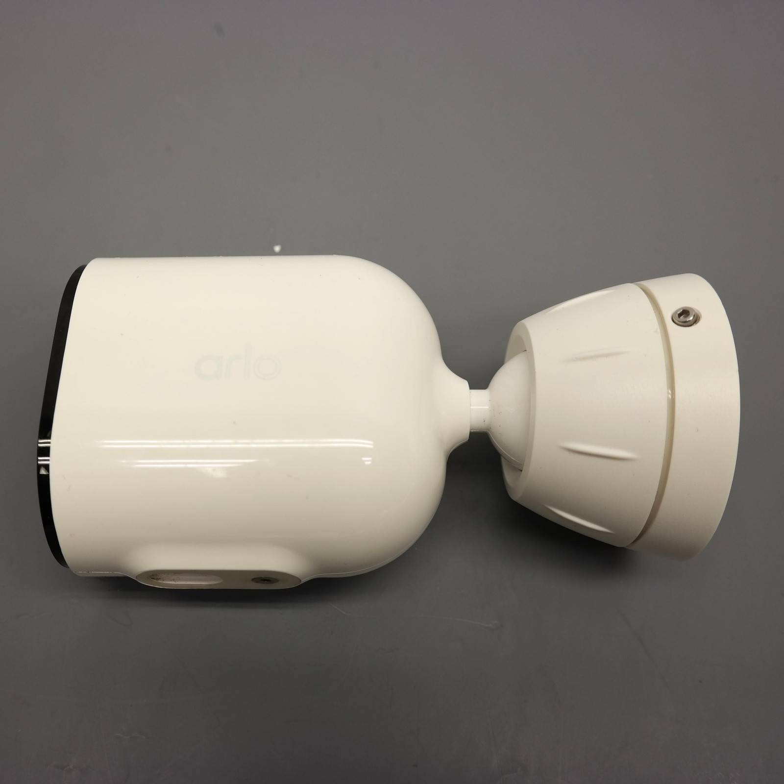 Arlo Pro 5S VMC4060P 2K Indoor/Outdoor Wire Free Spotlight Security Camera