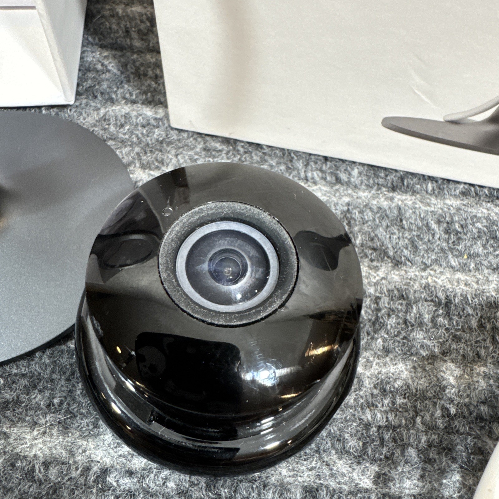 Google Nest NC1102ES 1080p Security Camera With Accessories And Power Cord