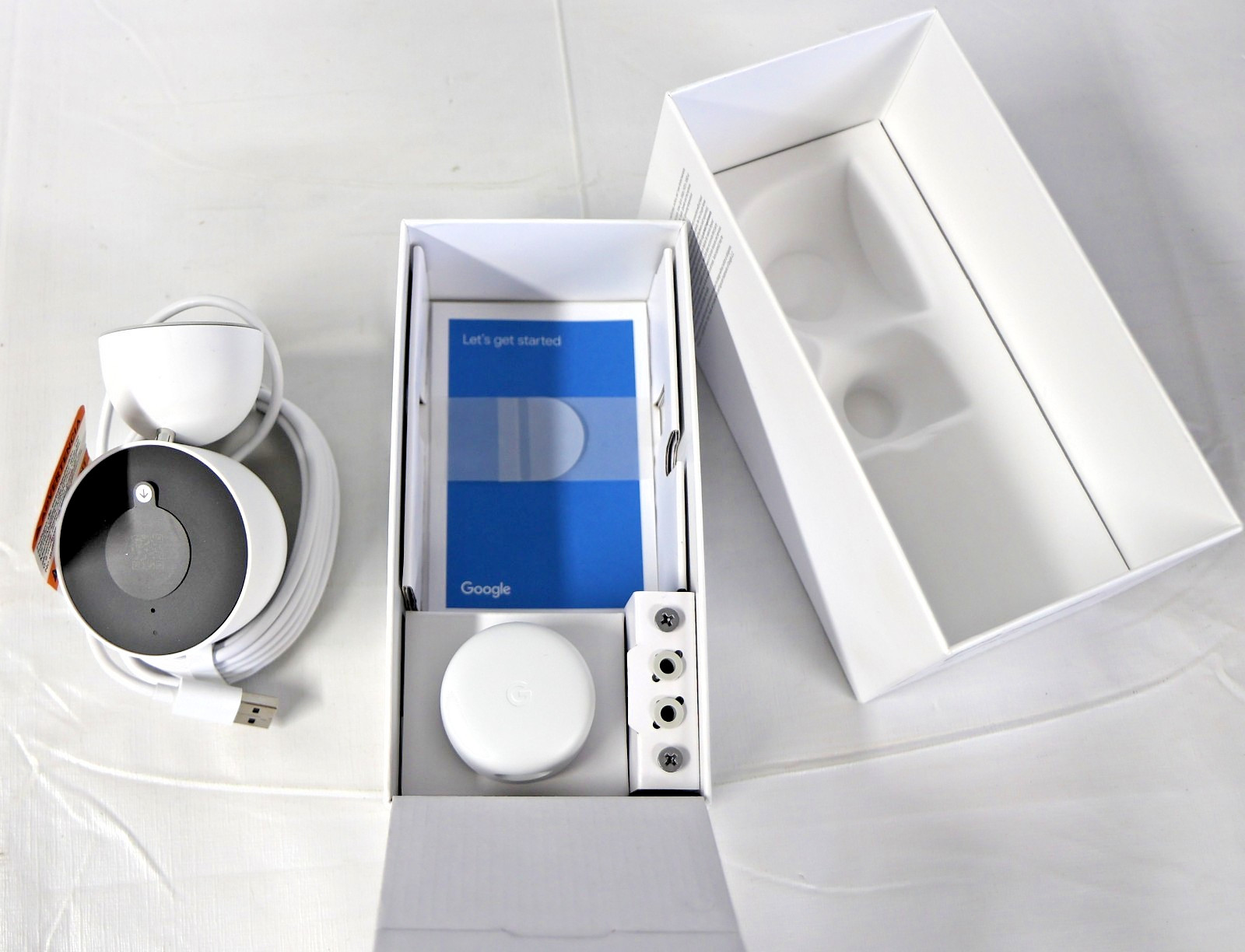 Google Nest Cam (Indoor, Wired, 2nd Gen) – Snow White