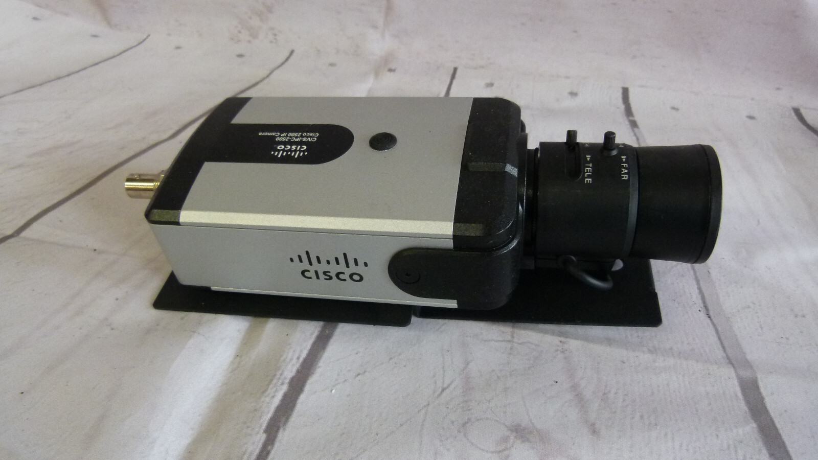 Cisco 2500 IP Camera CIVS-IPC-2500 with Fujinon Lens YV5x2.7R4B-SA2