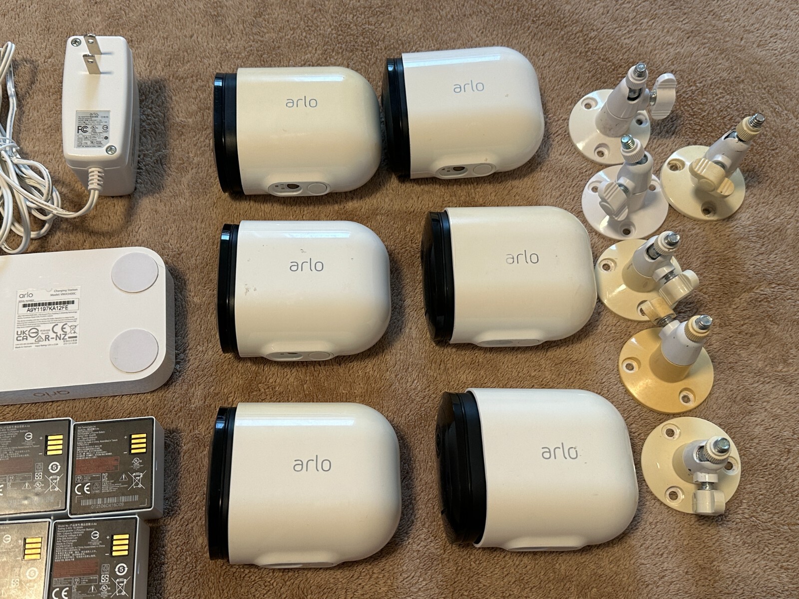 Arlo Pro 3 Security System – 6 VMC4040p Cameras, Batteries, VMB4540 Base Station