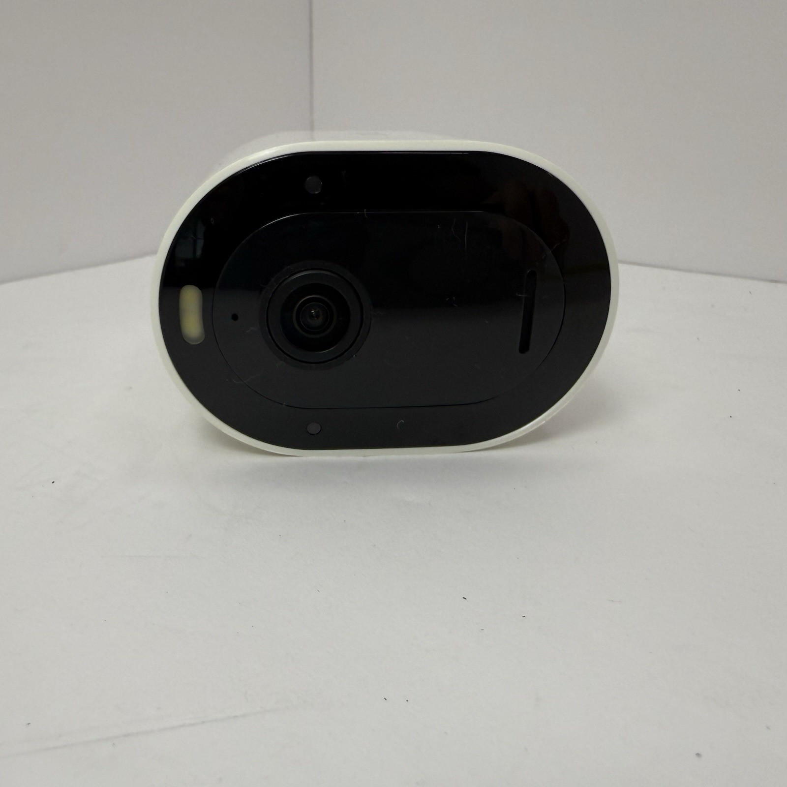 Arlo VMC3030 8 Cameras Plus 1 Arlo Pro 5s 2K Base Station 36 Batteries and Signs