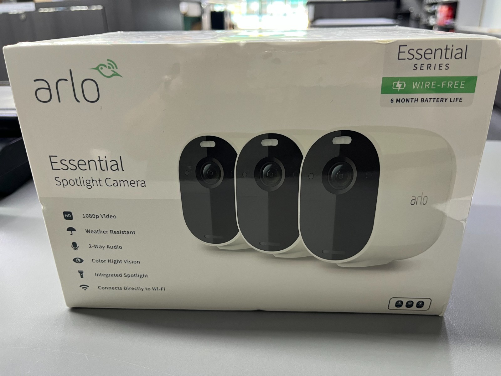 Arlo Essential 3 Wireless Spotlight Security Cameras 1080P 3 pack VMC2330-100NAS