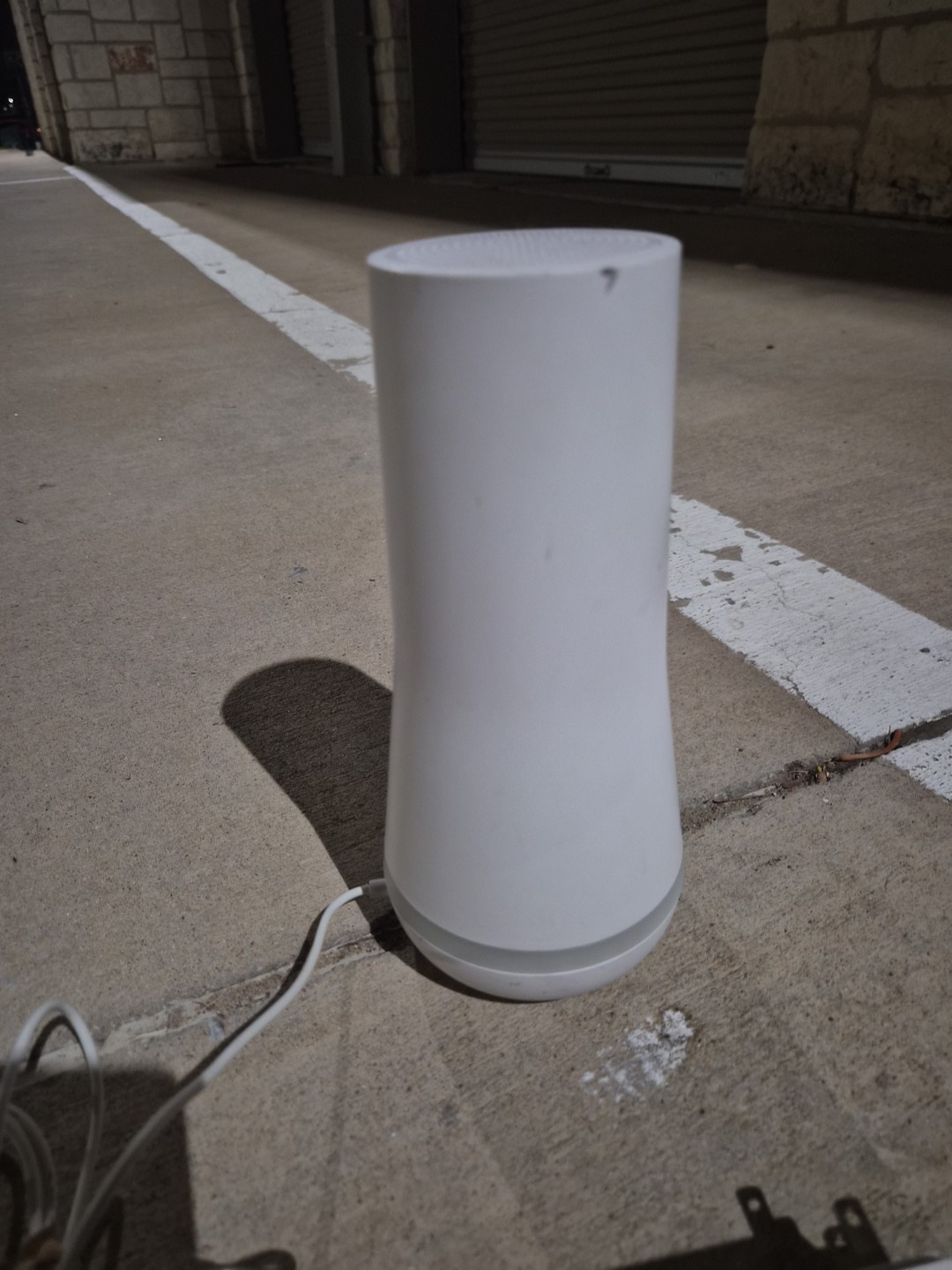 Simplisafe SSBS3 Home Security Alarm Base Station + Power Supply White