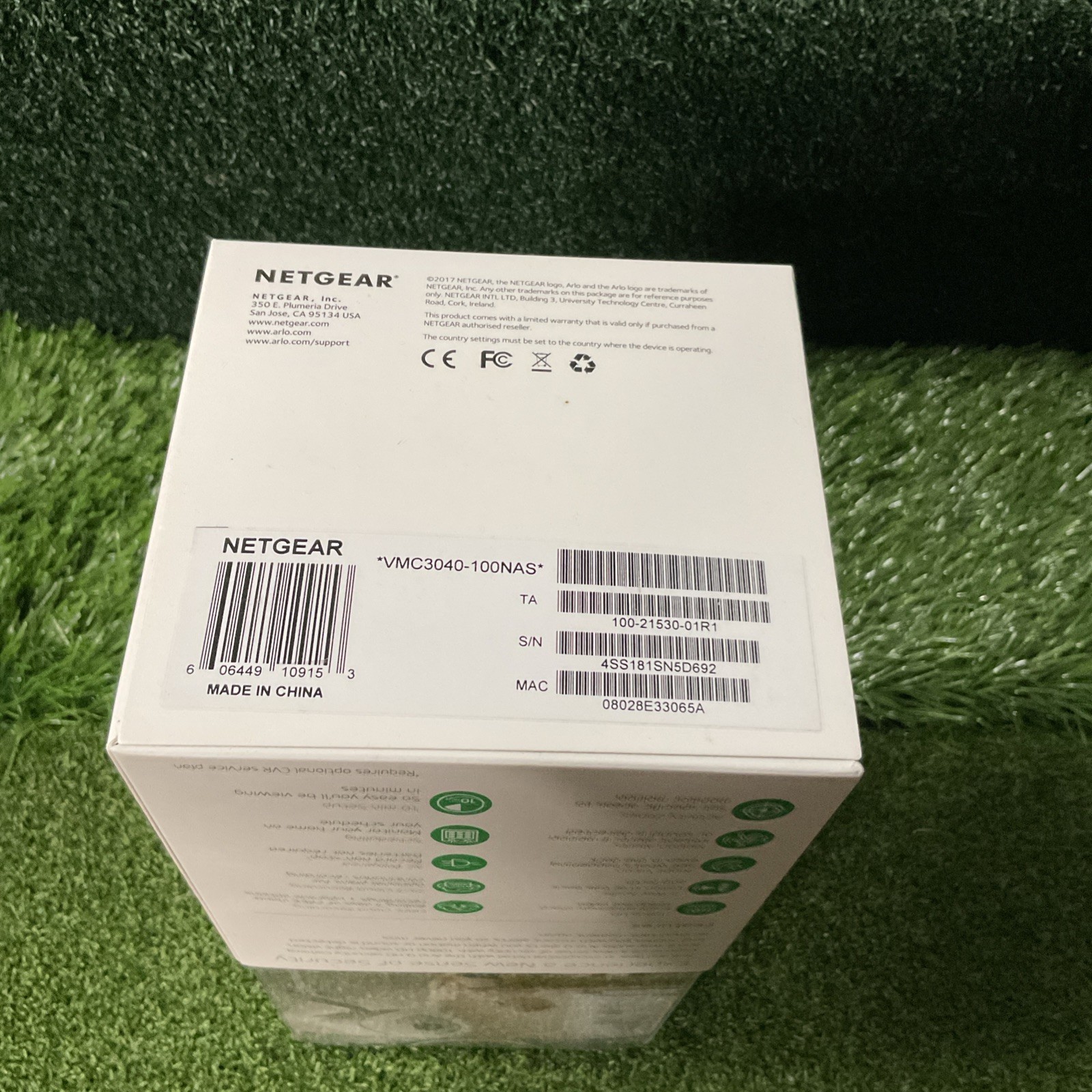 Arlo Q VMC3040-100NAS 1080p HD Wireless Security Camera with Audio Indoor