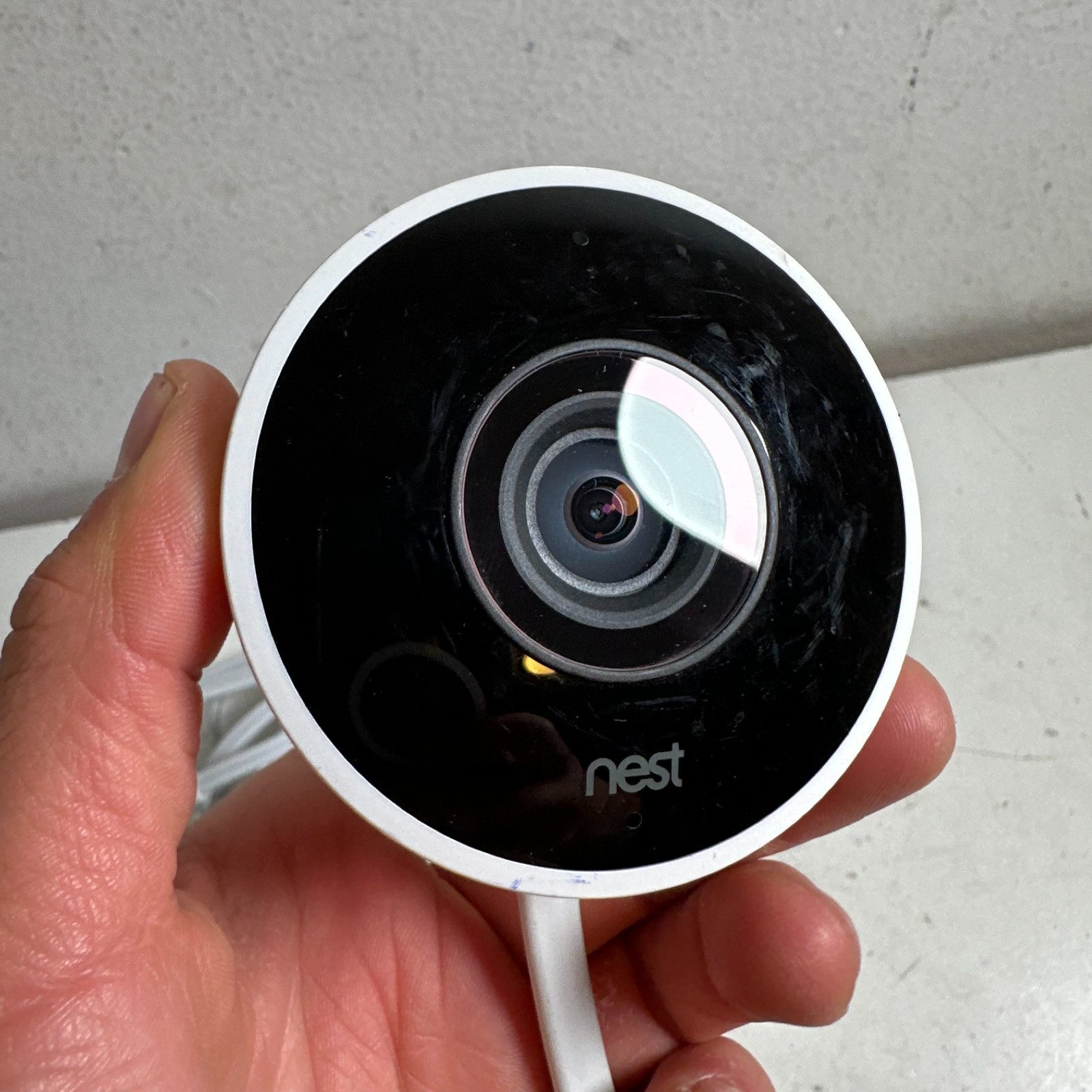 Google Nest Cam Outdoor 1st Gen A0033 White Classic Smart HD Security Camera