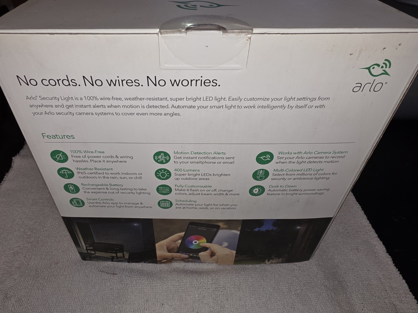 Brand New Arlo Security System 3 Wire Free Smart Light And 4 Batteries ALS1103C