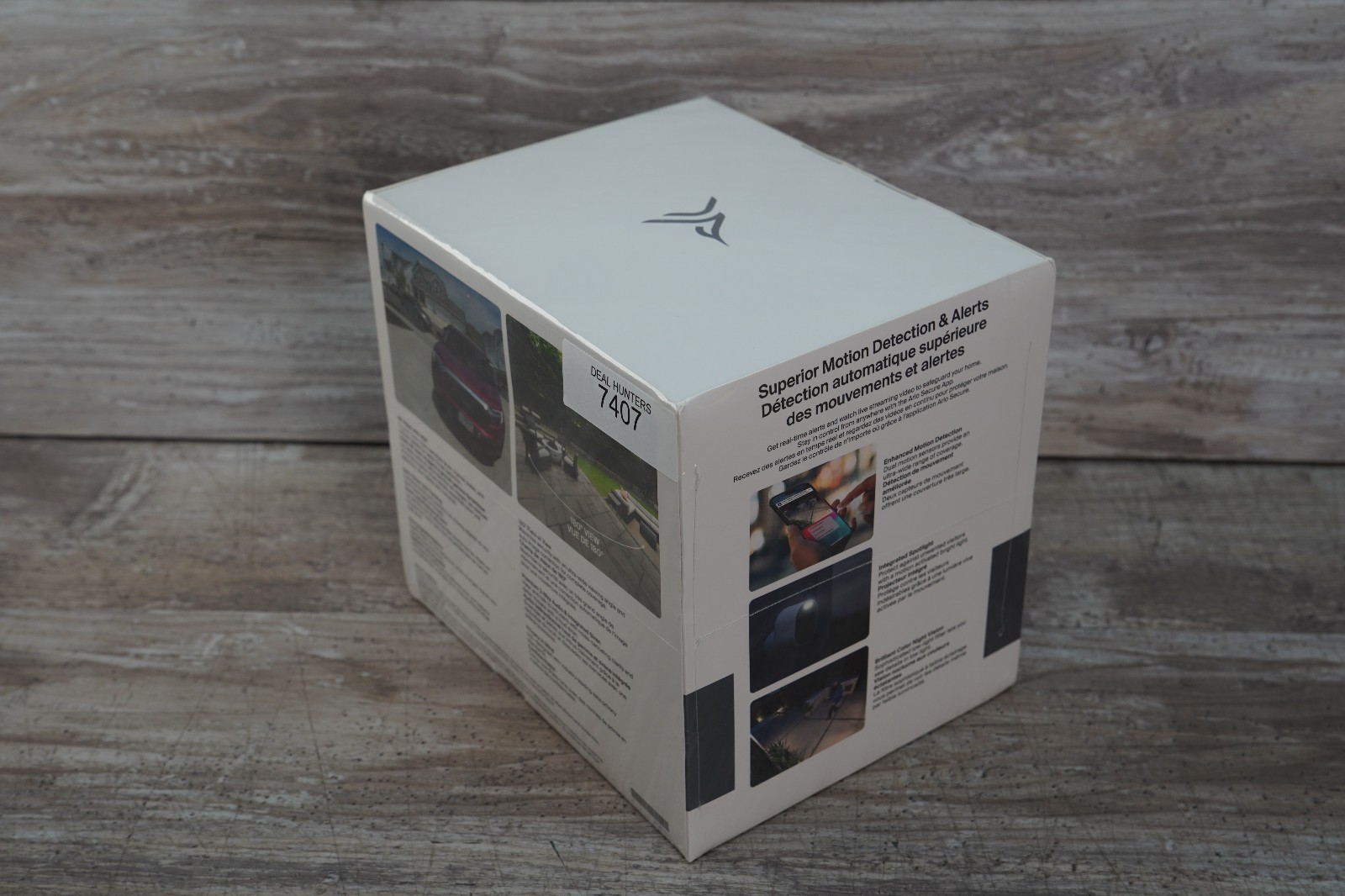 NEW Arlo Ultra Security Camera 4K 3rd Gen 2025 Release 2 Cameras with Smart Hub