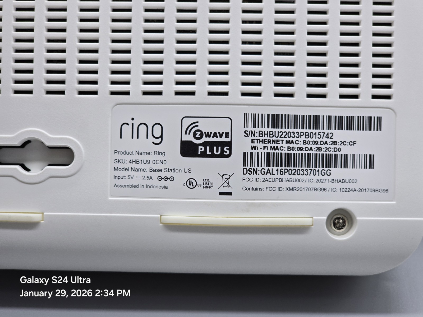 Ring Alarm Base Station US White 4HB1U9-0EN0 With Key Pad- tested