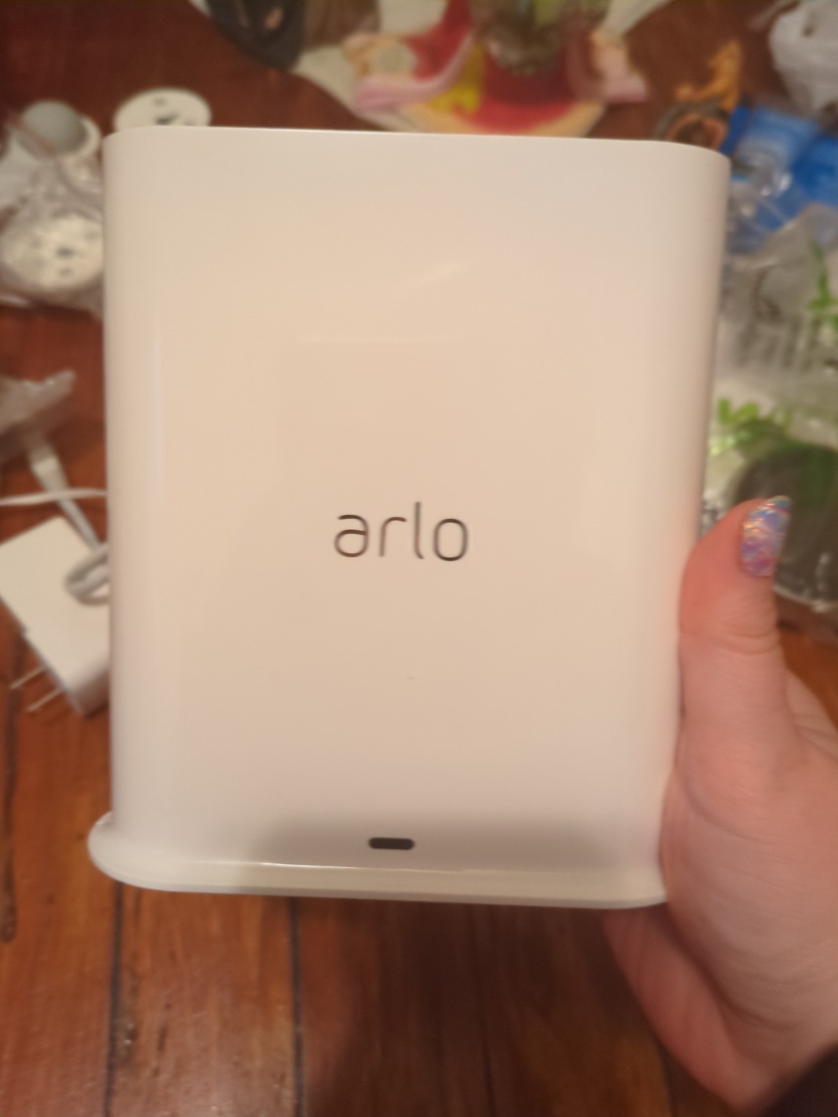 Arlo Pro Smart Hub w System with Wire- Free System (VMB5000)(VMA5600)