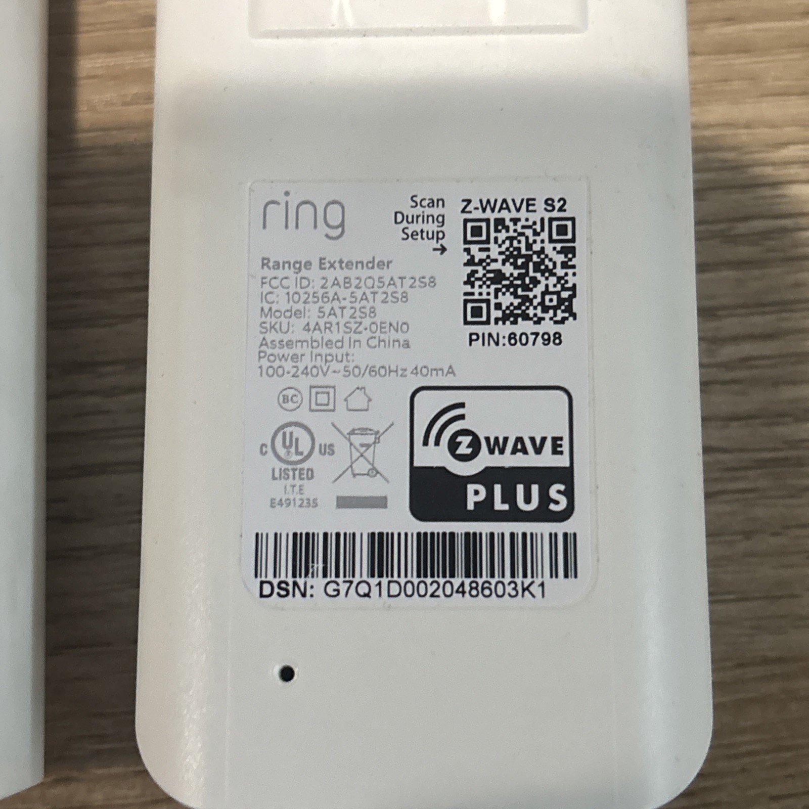 Ring Alarm Range Extender Wifi Home Security Systems 5AT2S8 White 4AR1S70EN0