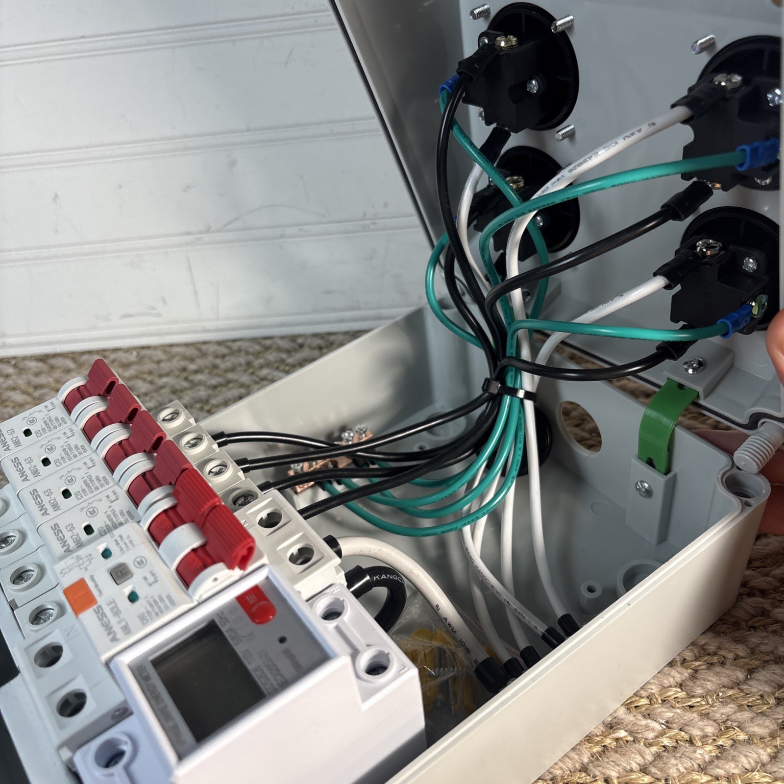 Power Distribution Box, 110V Electricity Meter 1*80A 4*20A FL+LS+METER