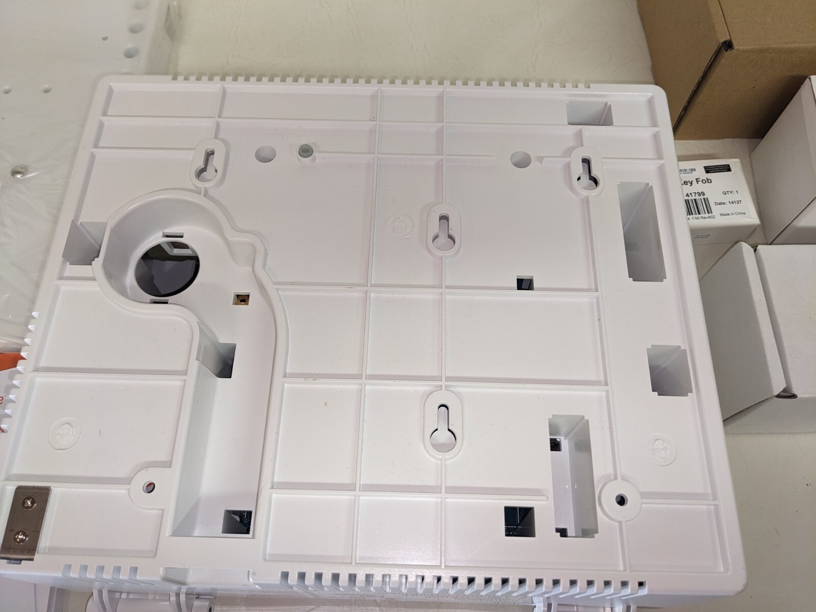 NEW!!! AT&T Digital Life Hub – Home Security System Model DLC-100 (1E)
