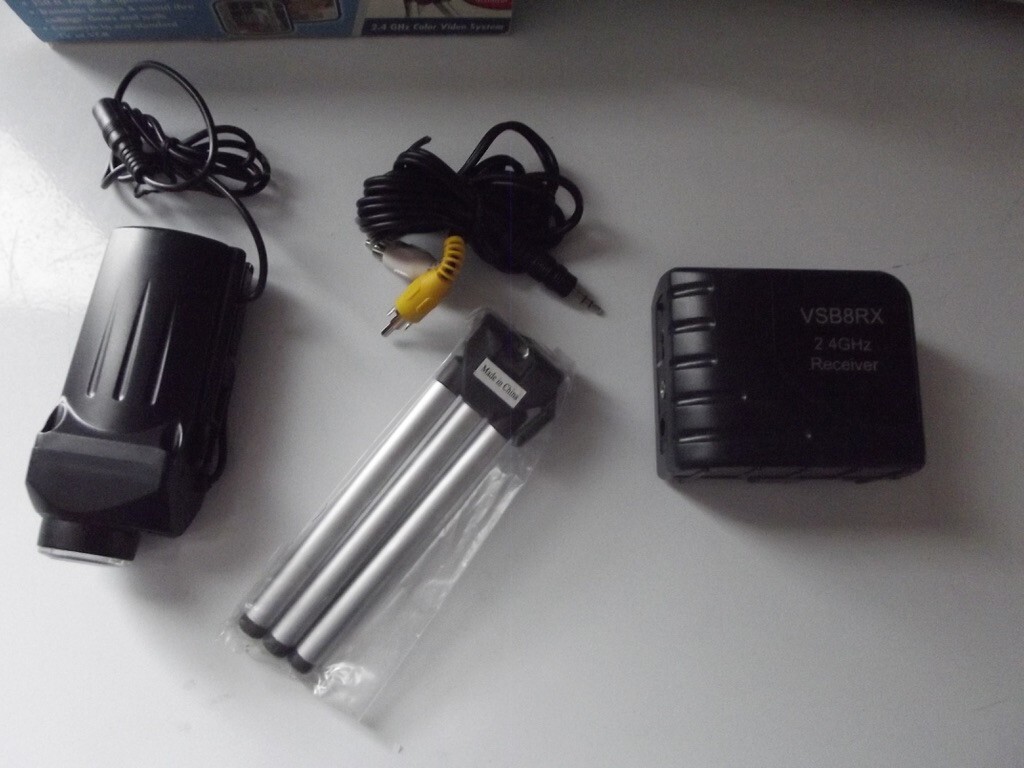 TDE Systems Family Monitoring System 2.4 GHZ Color Video System Untested