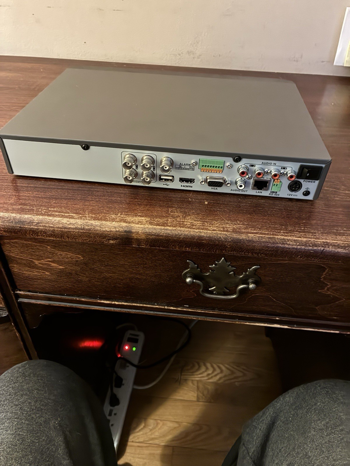 * NEW Hybrid 4 Channel DVR / DVS & Internal 4 TB Hard Drive