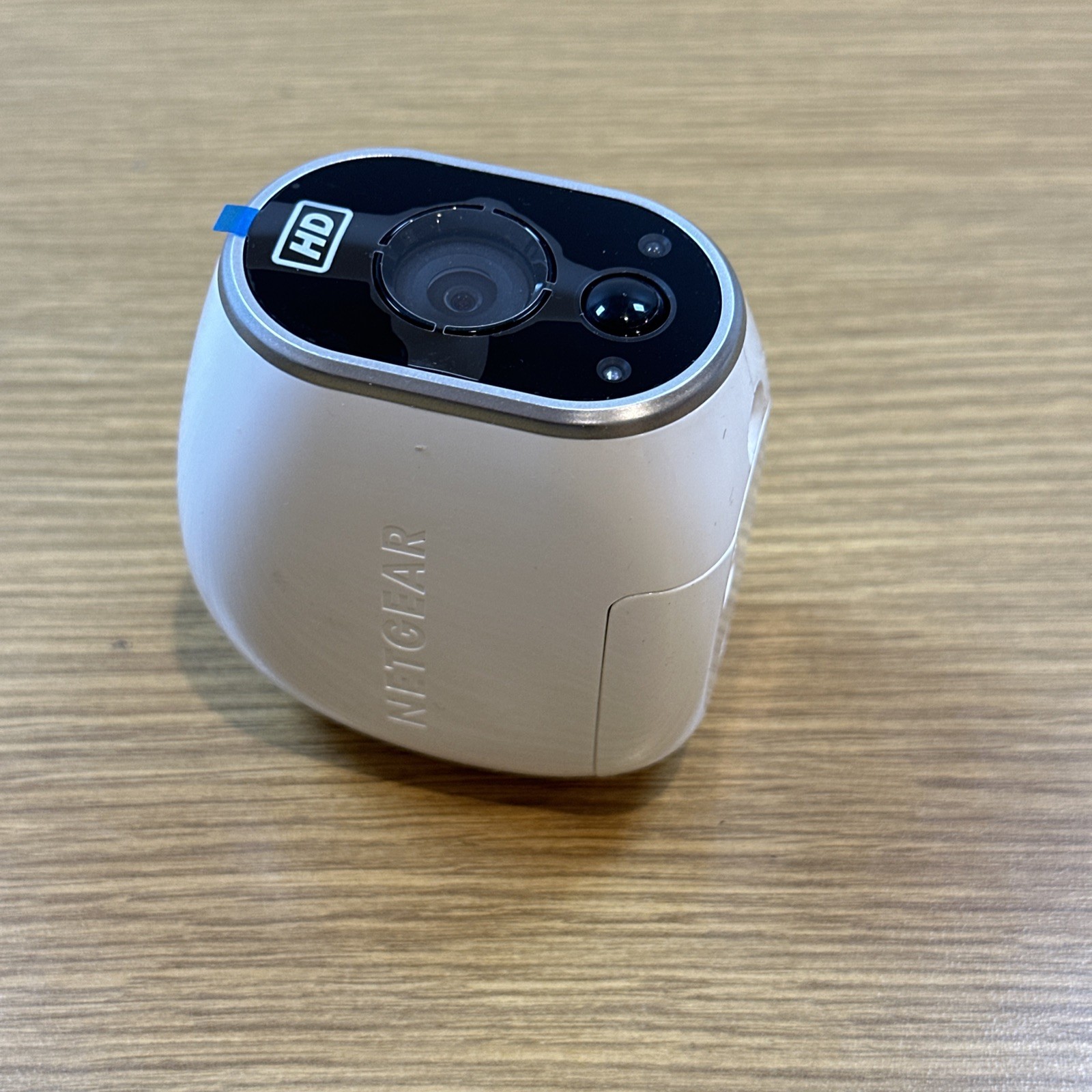 Arlo VMC3030-100NAS Wire-Free Indoor/Outdoor Security Camera OPEN BOX