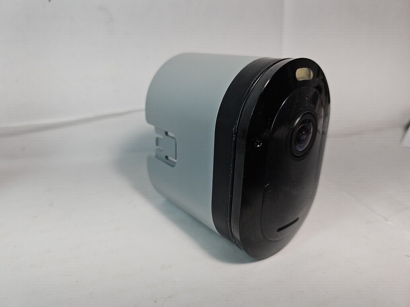 Arlo Pro 4 Security Camera Add On Wireless 2K HDR Color Night Vision VMC4041P