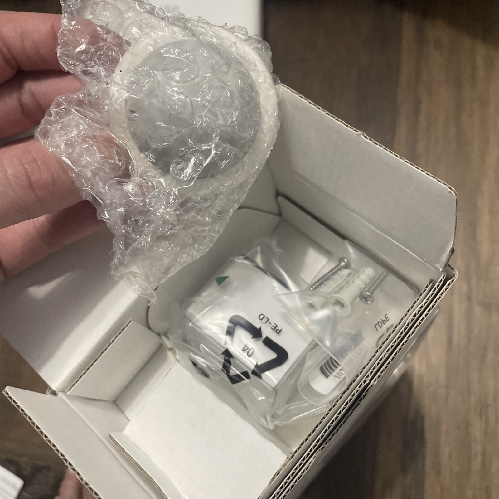 Arlo Pro VMB4000 Security Base Station + Camera