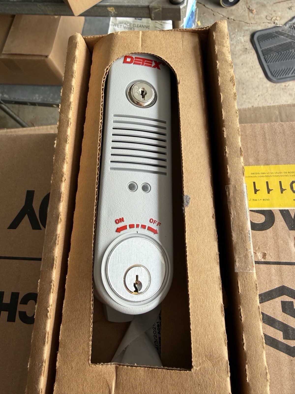 DETEX EAX-500 GRAY W-CYL Exit Door Alarm,9V Battery,Plastic,100dB 44ZU93