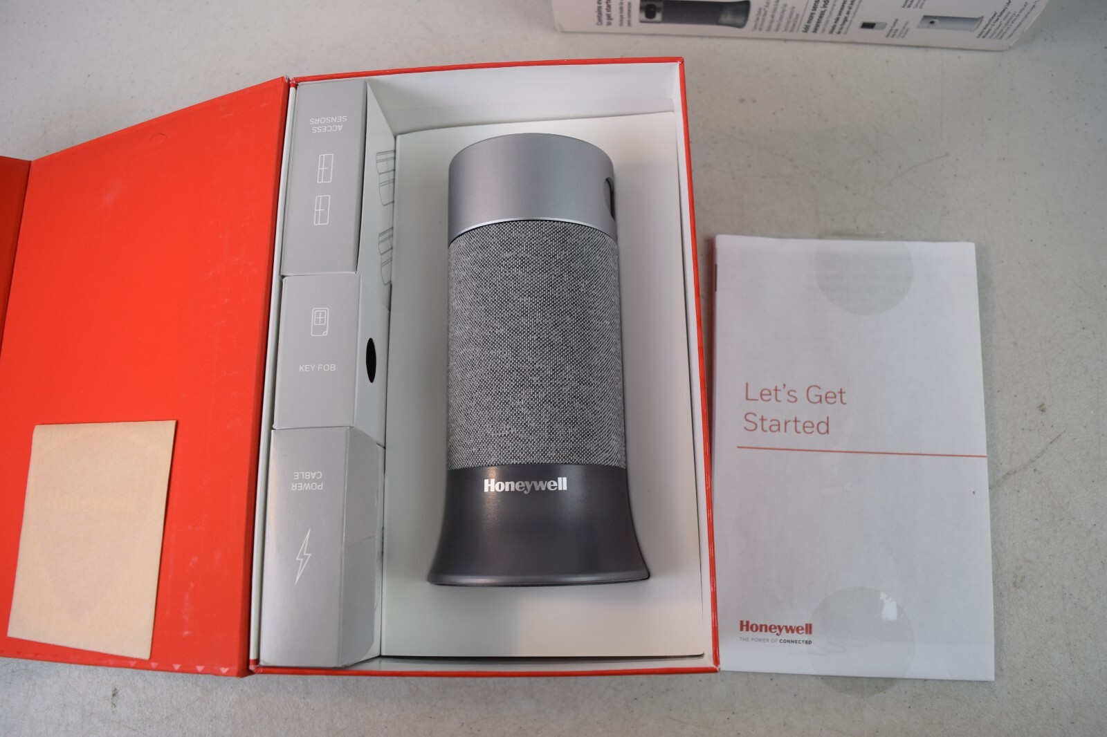 Honeywell Home Smart Home Security Self-Monitored System Starter Kit. RCHS5230WF