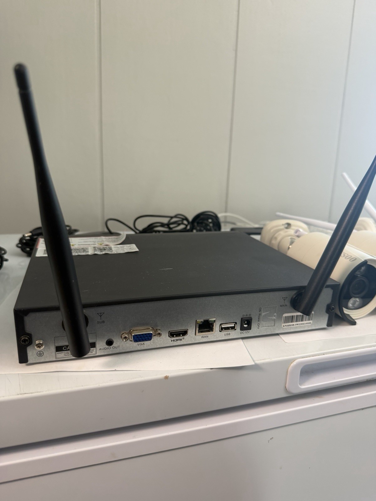 OOSSXX Security System 4 Cameras NVR Mouse and Remote Included Used