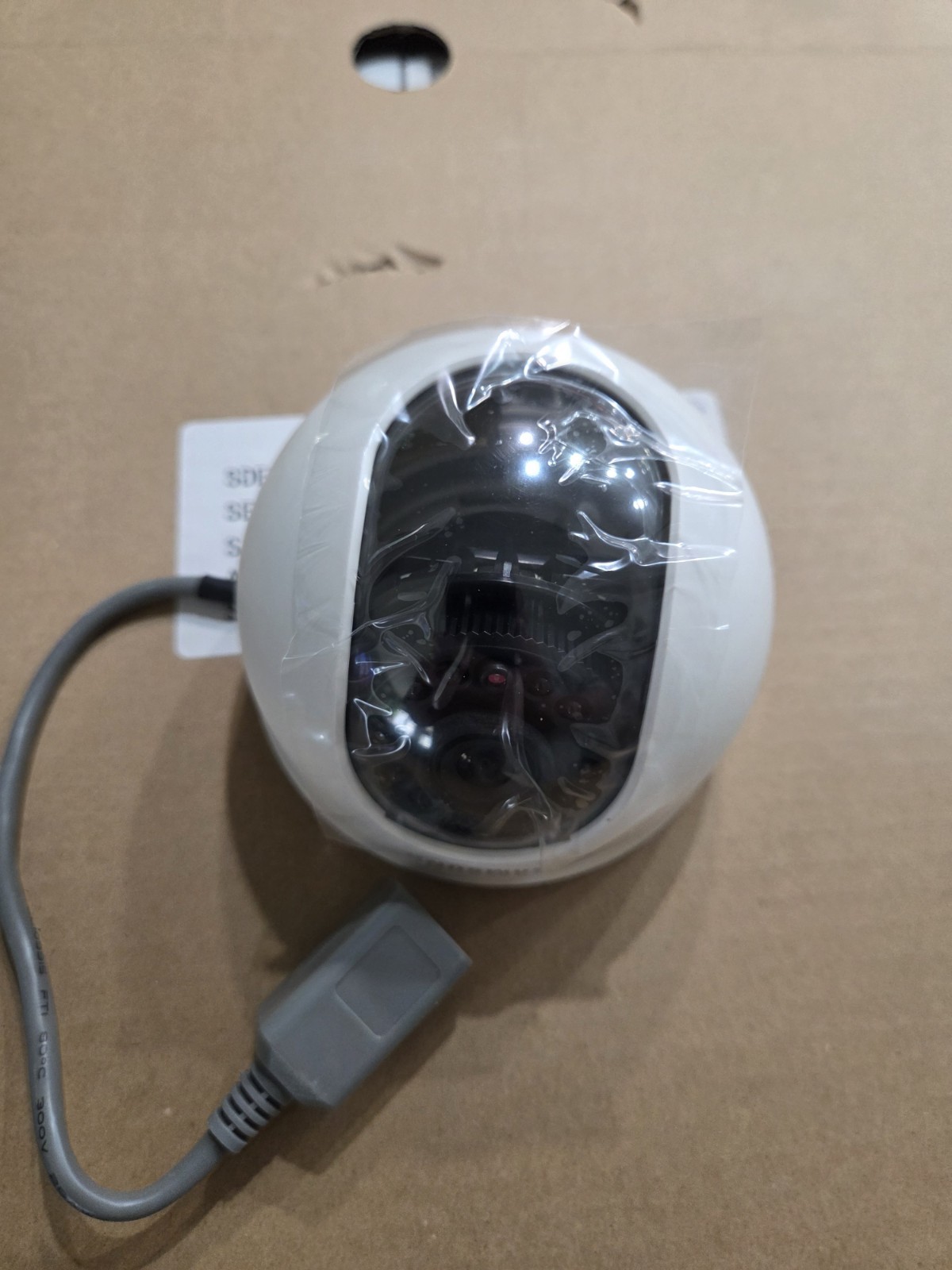 Samsung SDE-5001N/US White Camera Kit w/ Cameras & UTP Cables