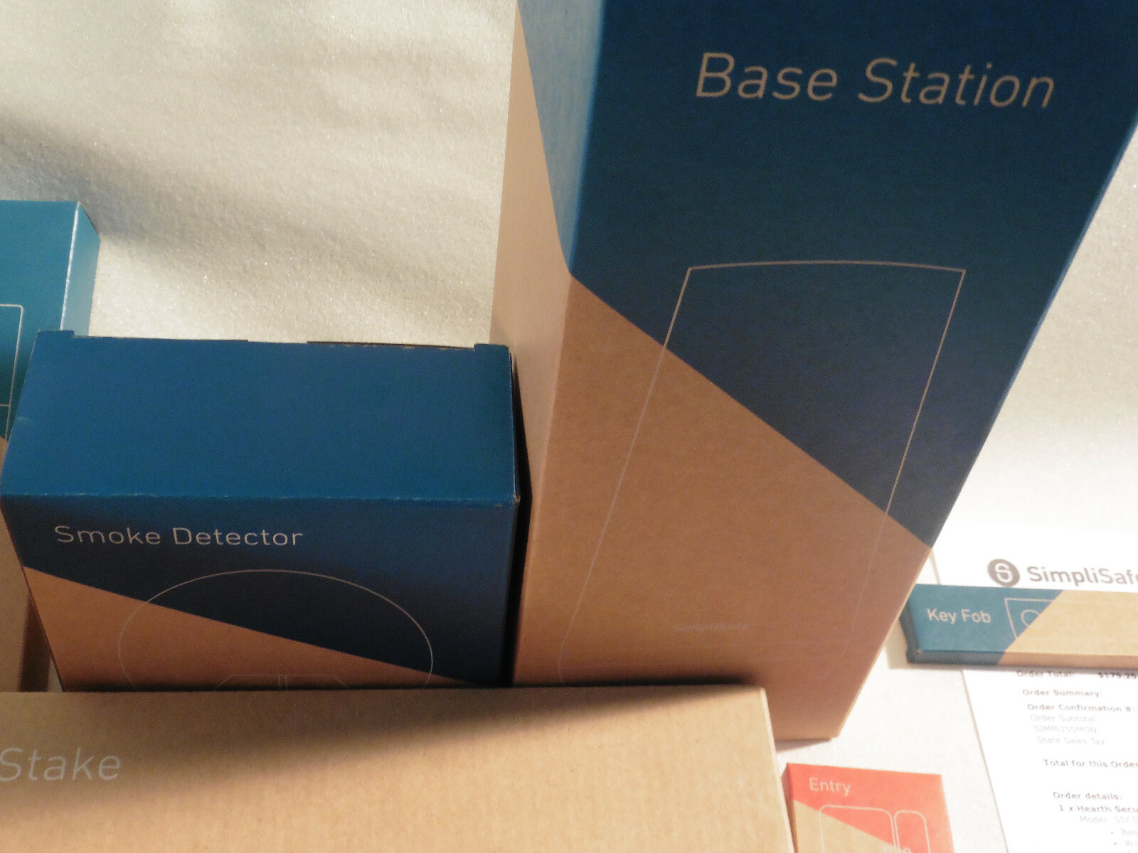 BRAND NEW Simplisafe Security System SSCS3 SSEDSM2 SSCM2 Base Smoke Camera Fob+