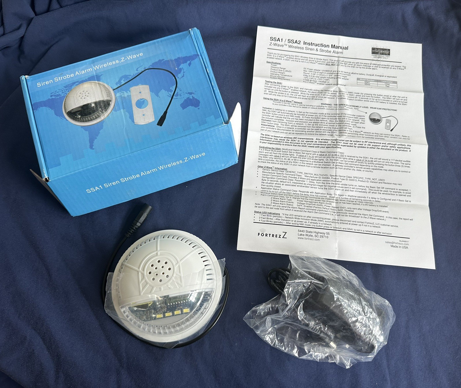 FORTREZ ** SIREN / STROBE ALARM, WIRELESS Z-WAVE ** SSA1