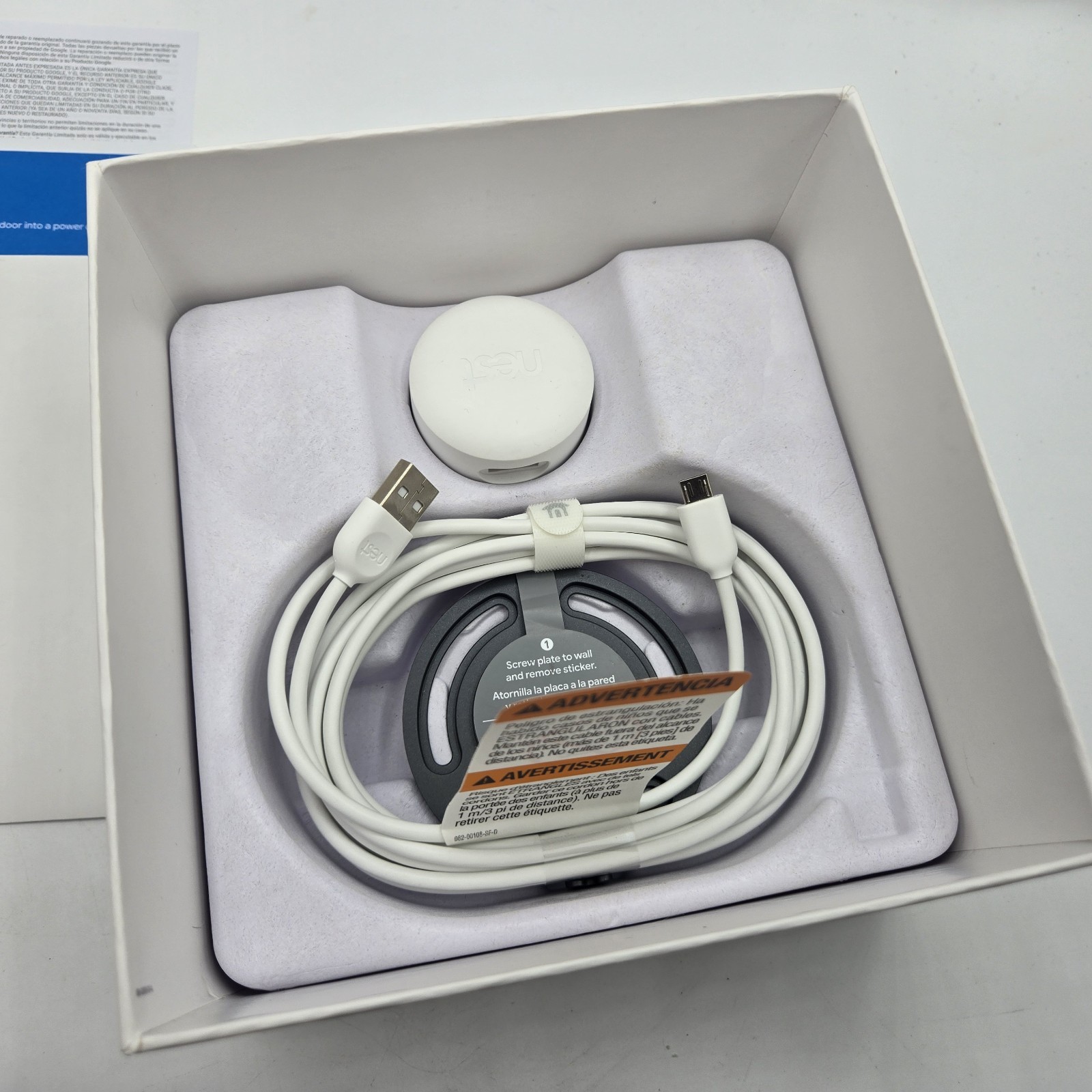 Google Nest NC1102ES Cam Indoor Security Camera 1st Gen – Open Box