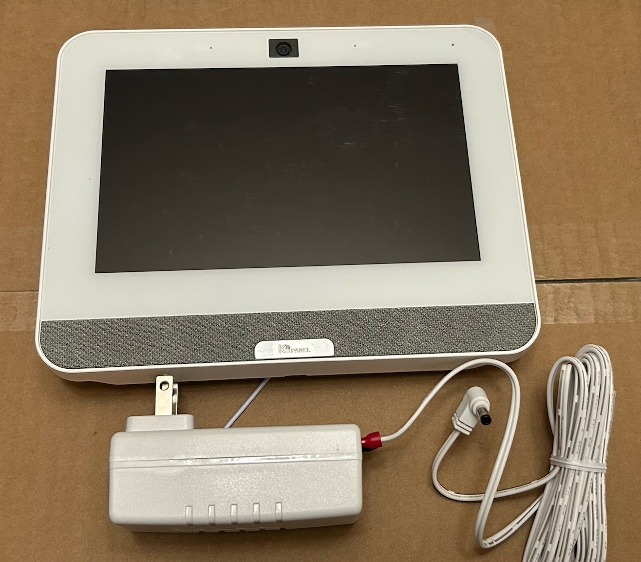 New! Qolsys Model: IQ PANEL 4 Wireless TOUCH SMART HOME SECURITY ALARM Panel