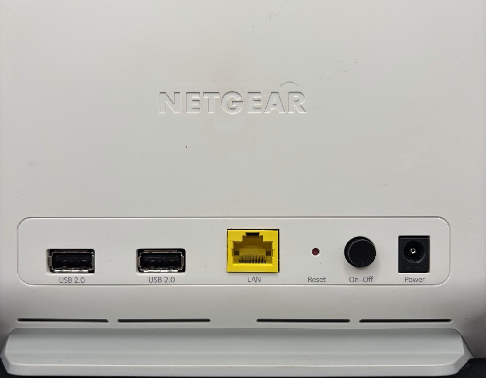 NETGEAR VMB3000 Arlo Base Station with Power Adapter