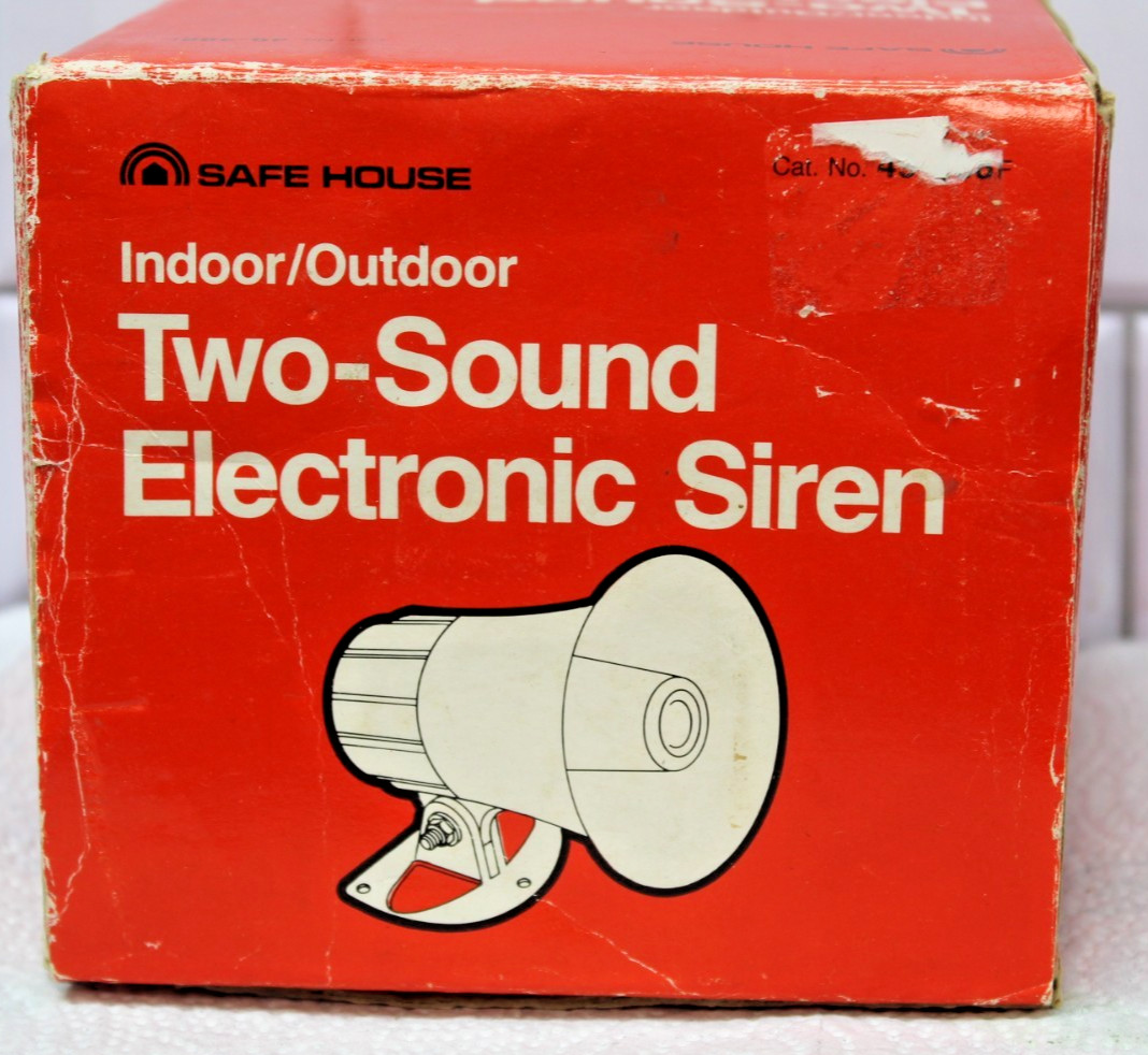 Safe House 49-488F Two Sound Electronic Siren Horn Radio Shack New Boxed WManual