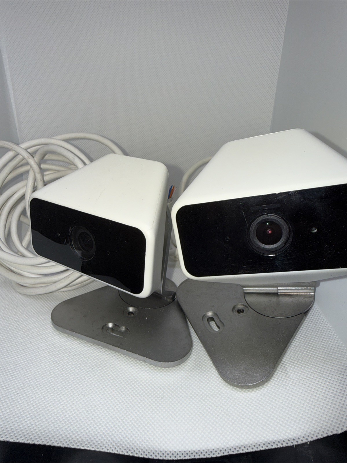 Xfinity Home Security System – Control Panel XH2-TC, Modem XB7-T, xCam 2 w/ XW4