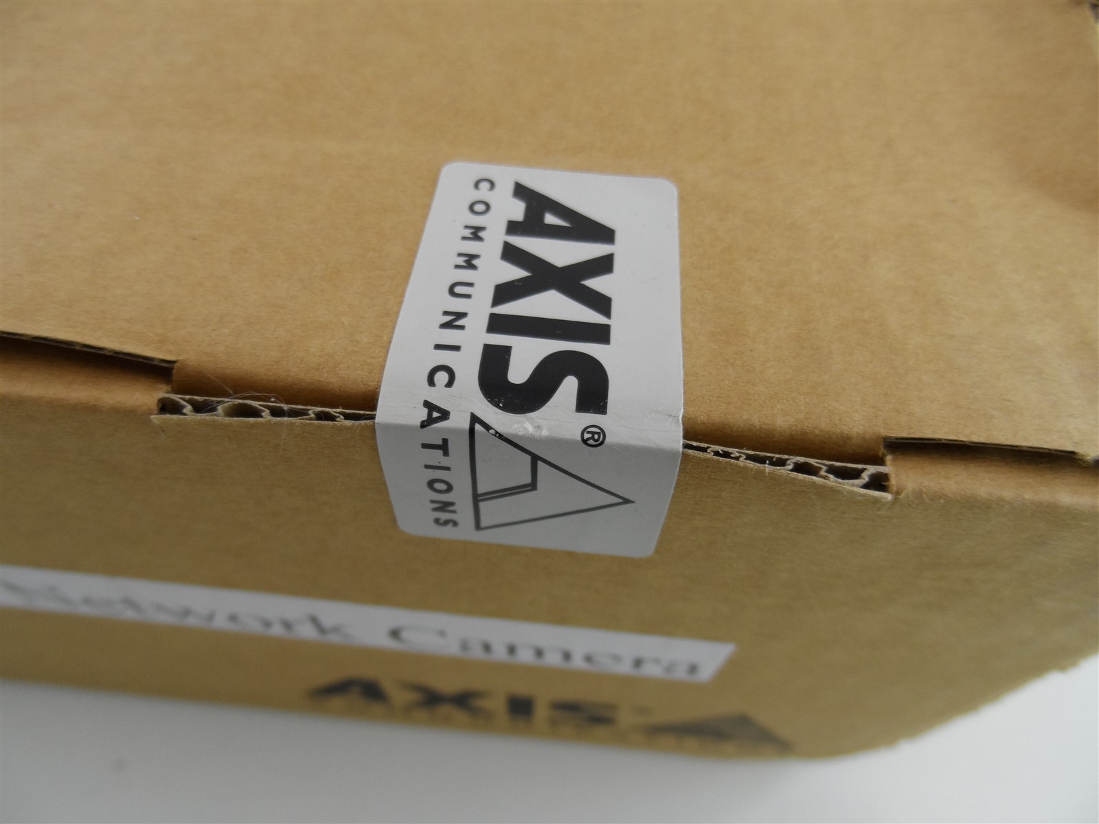 AXIS P3304-V Fixed Dome Network Camera New