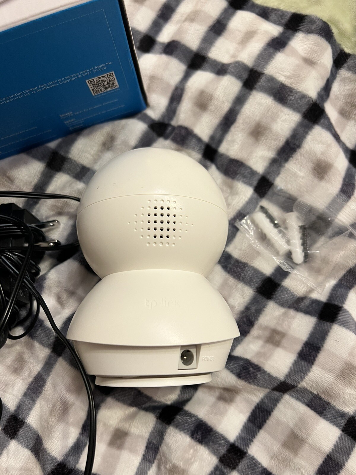 TP Link Tapo C200 Pan/Tilt Home Security WiFi Camera 1080P. White