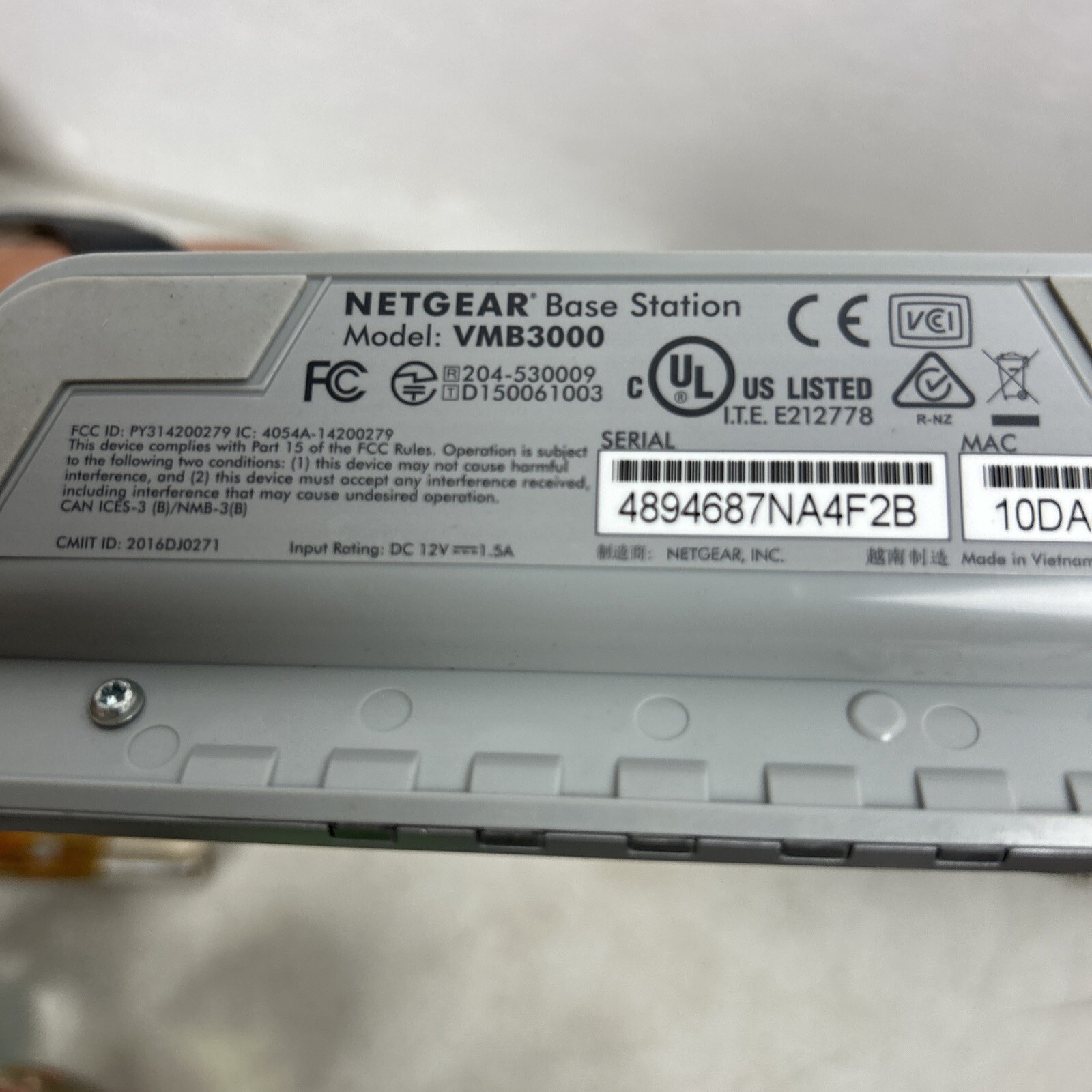 NETGEAR VMB3000 Arlo Base Station with Power Adapter