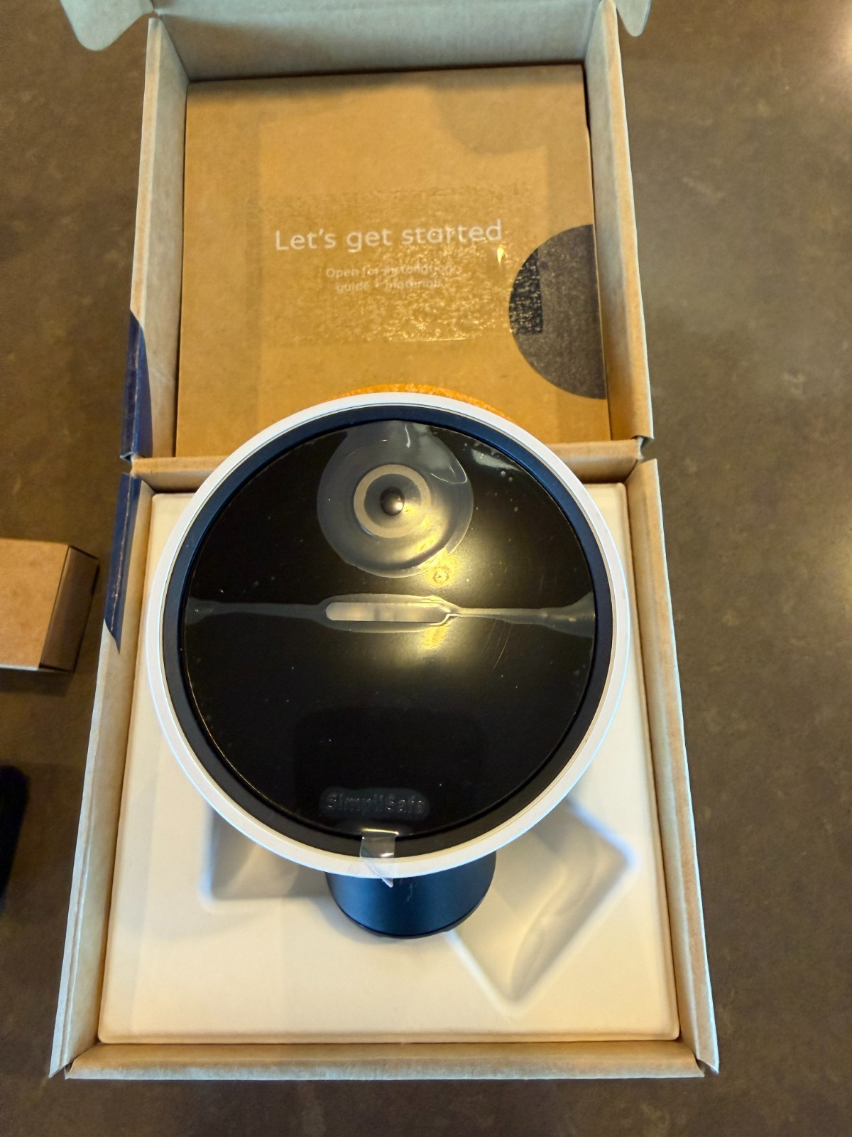 SimpliSafe Outdoor Wireless Security Camera 1080P HD Active Guard CM0B1