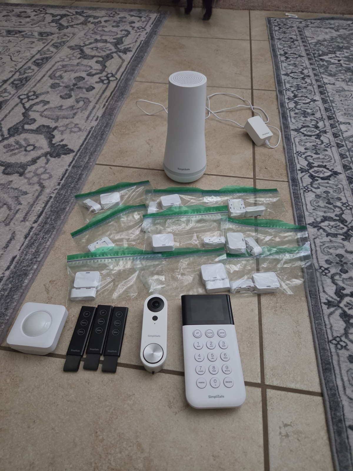 SimpliSafe Security System – HUGE Set w/ Extras, Original.