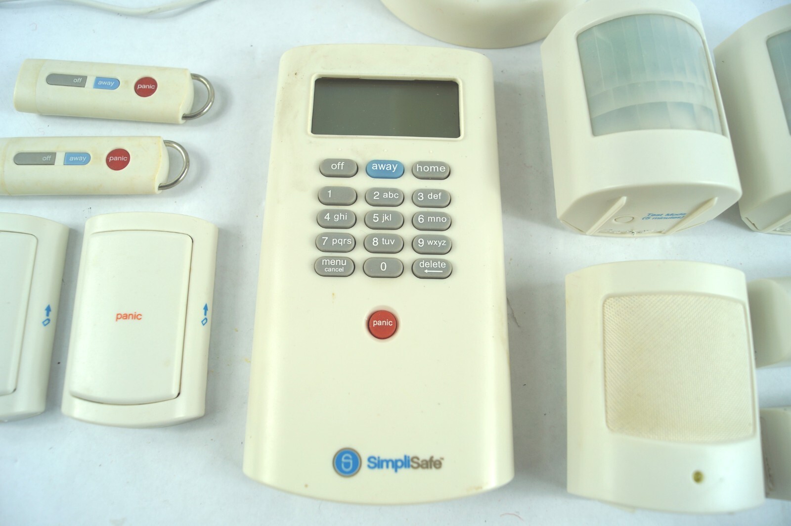 SimpliSafe KP1000 Secuirity Alarm System Base Statin Keypad 13 Pieces WORKS D322