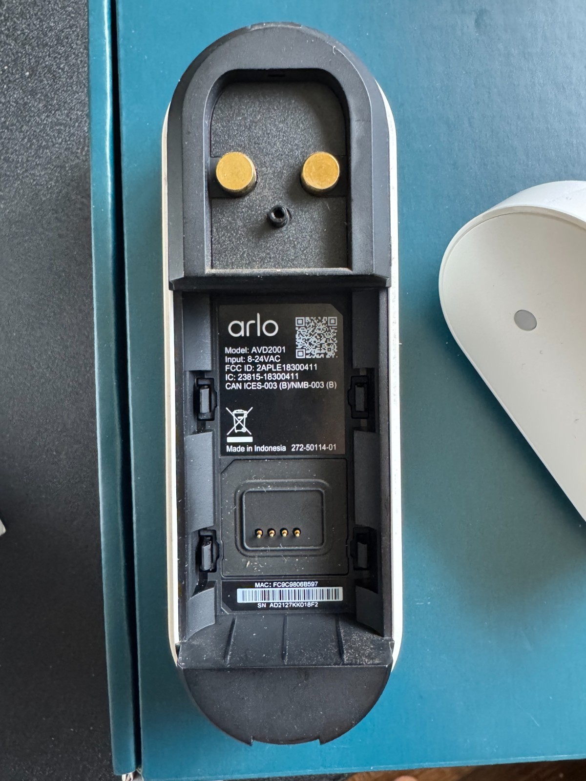Arlo Ultra 2 4K Wireless Security System with Hub and Doorbell/Chime