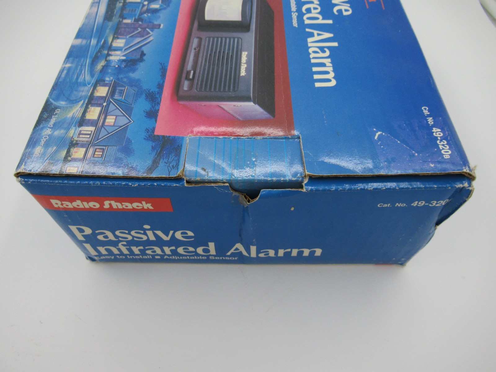 Radio Shack Passive Infrared Alarm Catalog No. 49-320B For Parts or Repair