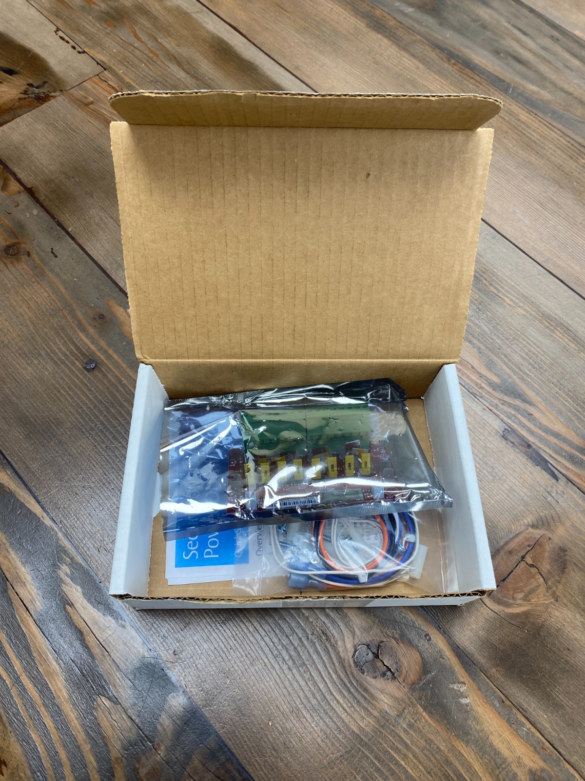 Securitron D8/D8P Power Distribution Module