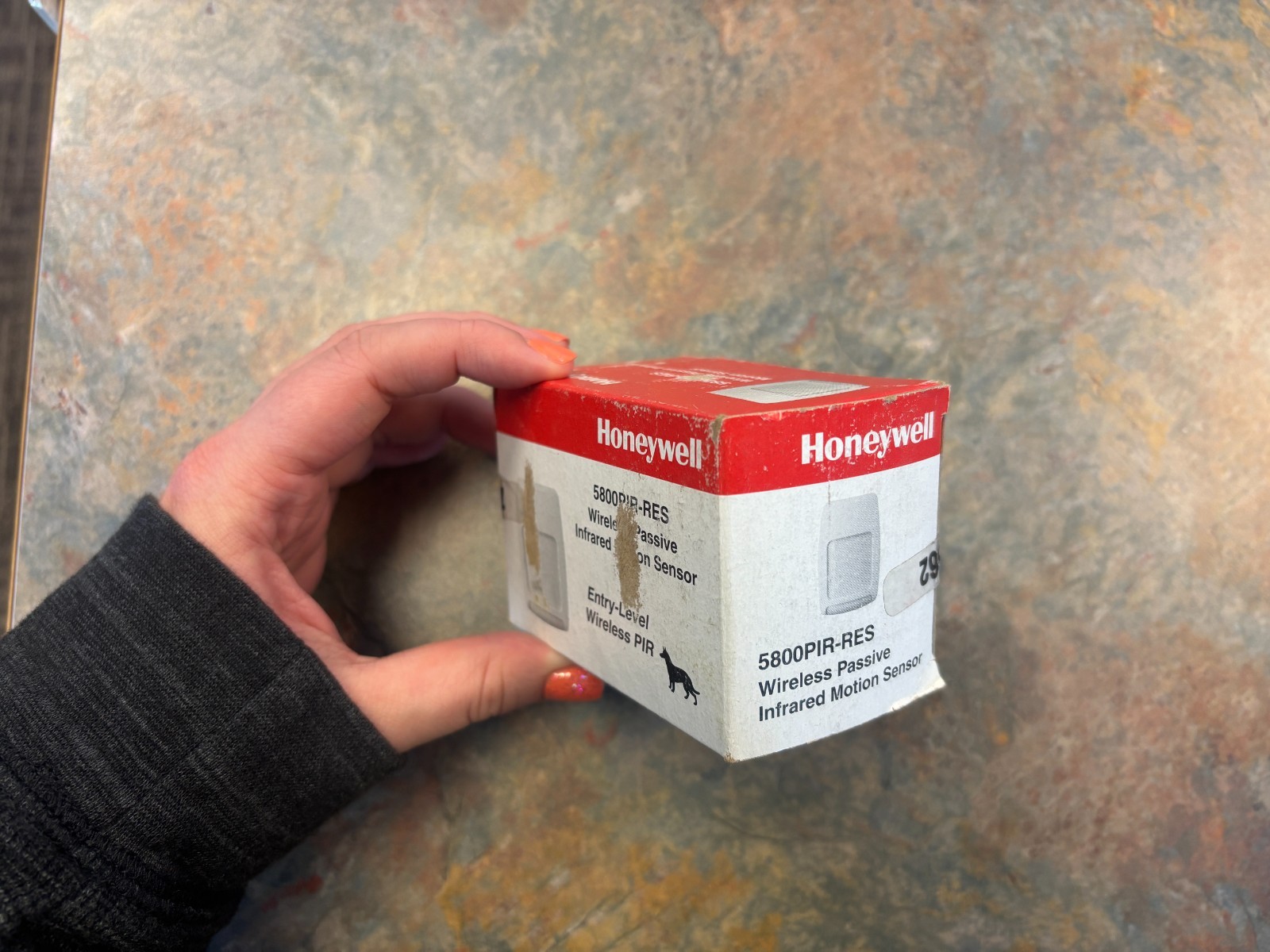 Honeywell Security System – 8 Piece