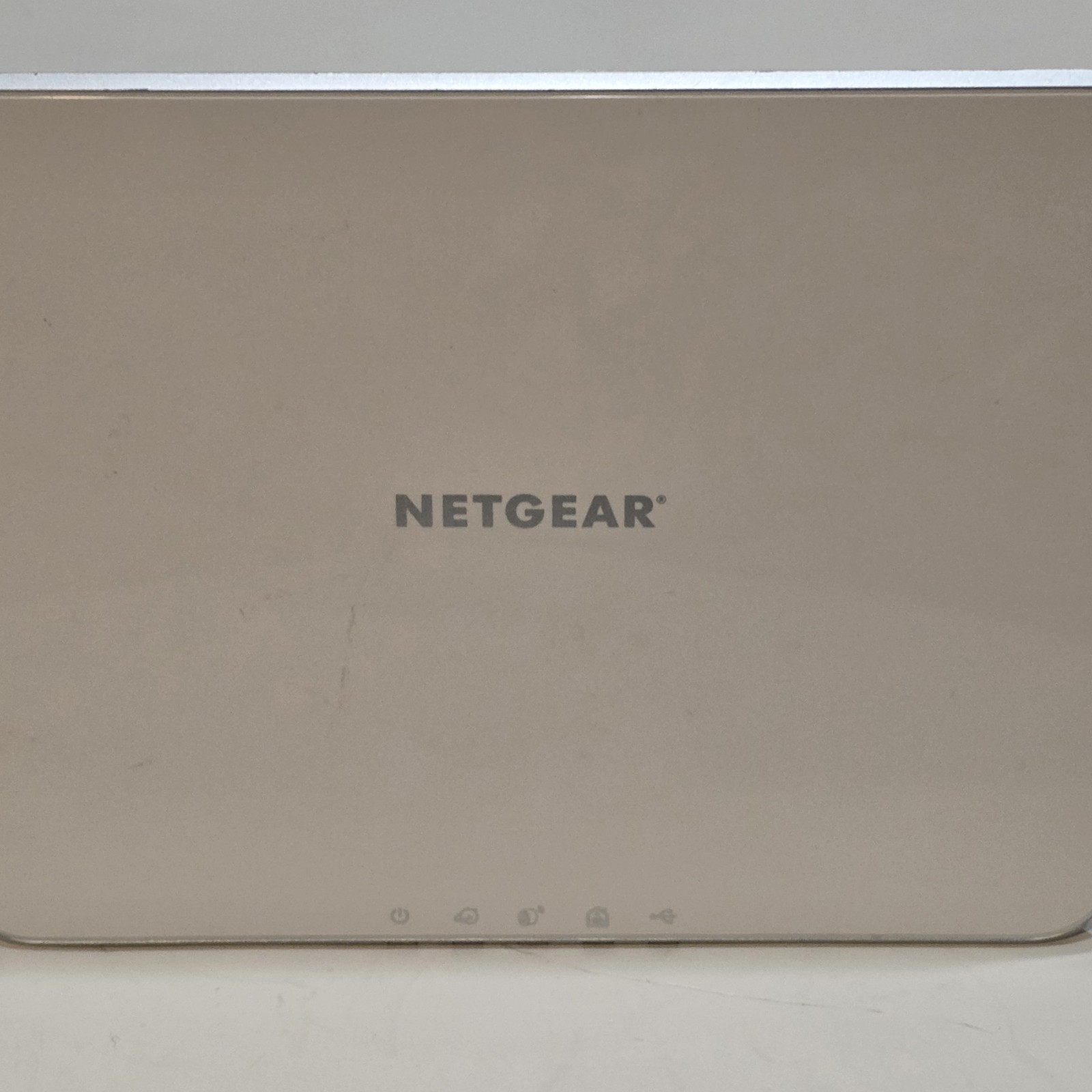 Netgear Arlo Base Station VMB3000 W/ Power Adapter