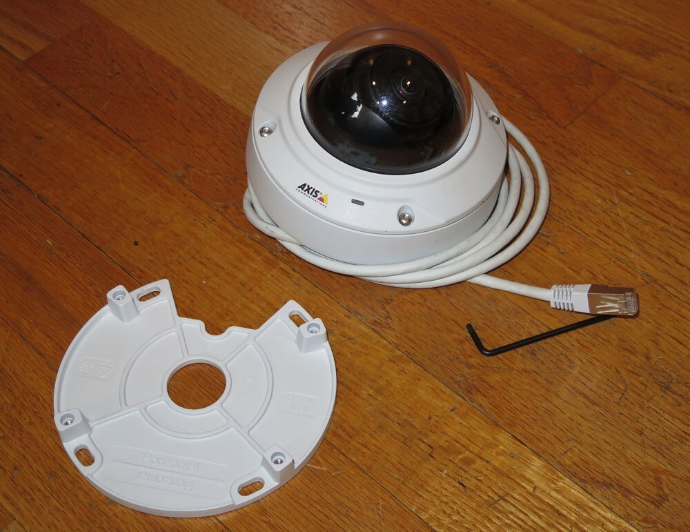 Axis M3006-V 3MP Fixed Mini Dome PoE IP Network Camera – 0514-001-03 – Tested